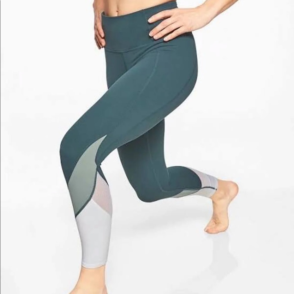 Teal Athleta Salutation ⅞ Leggings